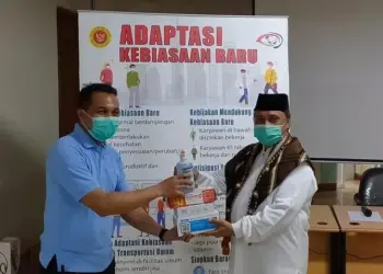 Warga Kota Tangerang Diimbau Rusak Masker Sebelum Dibuang