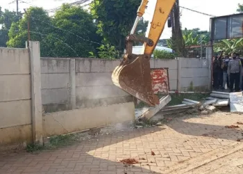 Warga Ciledug Tangerang Pasrah Tembok akan Didirikan Kembali