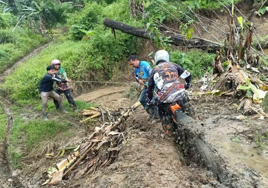 Ngetrail, Penuh Sensasi dan Penuh Tantangan