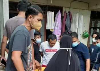 Ojol Terduga Teroris Mengaku Jemur Bahan Peledak di Rumahnya