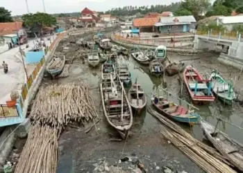 Muara Dangkal, Nelayan Minta Normalisasi dI Desa  Ketapang Kecamatan Mauk