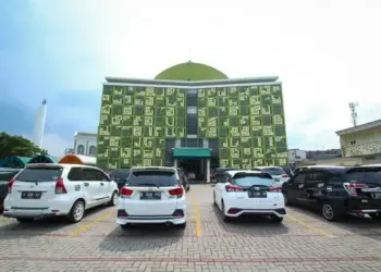 Melihat, Masjid Asmaul Husna di Kabupaten Tangerang