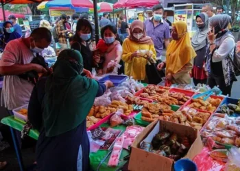 Pedagang Takjil di Pasar Lama