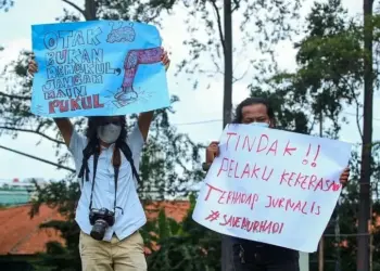 Wartawan Gelar Aksi Solidaritas Terhadap Nurhadi