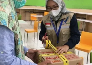 Lagi, Ditemukan Makanan Ilegal dan Kedaluwarsa di Sarana Ritel Modern Pagedangan Tangerang