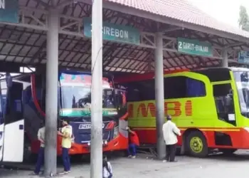 4 Kendaraan Umum di Terminal Pakupatan Kota Serang Tak Layak Operasi