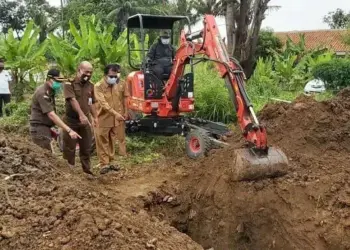 671 Kg Daging Oplosan di Kota Tangerang Dimusnahkan