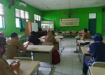 Webinar Adiwiyata Diikuti 77 Sekolah