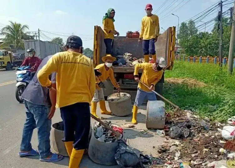 DLH Kabupaten Serang Akui Kewalahan Angkut Sampah