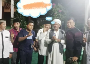 Viral! Panitia Pilkades Foto Bareng Calon Kepala Desa