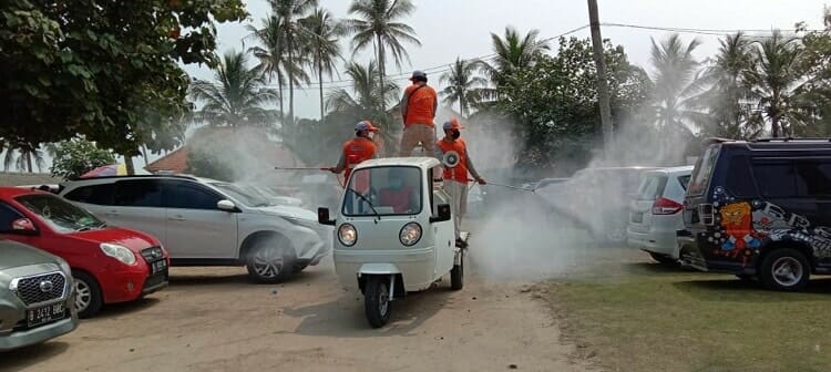 Antispasi Penyebaran Covid-19, Kawasan Wisata Anyer Disemprot Disinfektan