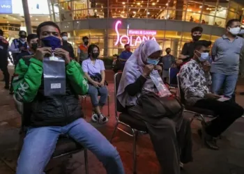 Pemkot Tangerang Gencarkan Tracing, Lakukan Tes GeNose kepada Pengunjung Tangcity Mal