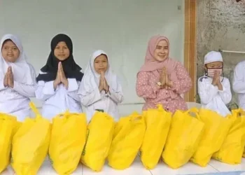 SDN Belimbing 2 Gelar Sanlat dan Santunan Anak Yatim