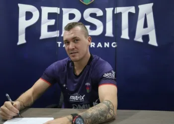 Adam Mitter, Defender asal Inggris Perkuat Persita