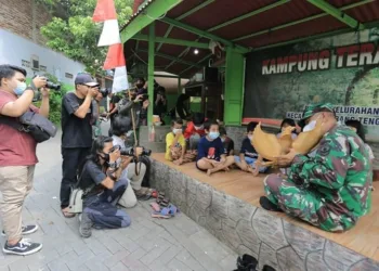 Promosikan Kampung Teras Pancasila dengan Hunting Foto