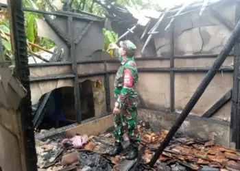 Disambar Petir, Rumah Warga Cinangka Rusak Berat dan Hangus