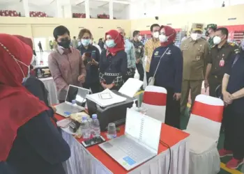 Vaksinasi 200 Ribu Orang Dilakukan Serentak, Disaksikan Wakil Menteri Kesehatan