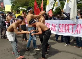 Masyarakat Bantaran Sungai Ciujung Desak Pembangunan Intake Dihentikan