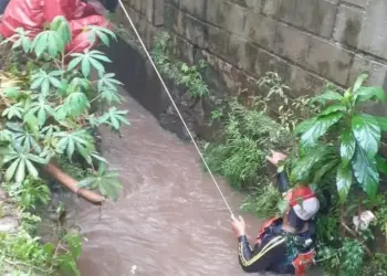 Bocah 10 Tahun di Kota Tangsel Tewas Terseret Arus Drainase