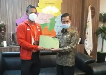 Beri Rizki Hadiah, Wali Kota Serang Janjikan Tempat Latihan