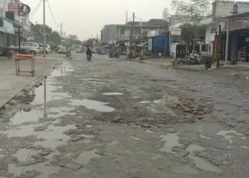 Warga Perumahan Sudirman di Tigaraksa Tangerang Keluhkan Jalan Rusak