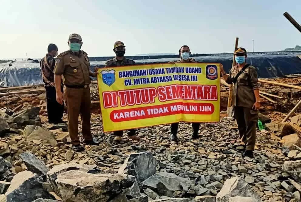 Tak Mau Uruz Perizinan, Tambak Udang di Panimbang Ditutup Paksa