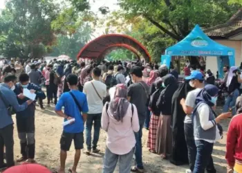 Heboh Vaksinasi Massal di Kota Serang, Dari Yang Kecewa Sampai Pingsan