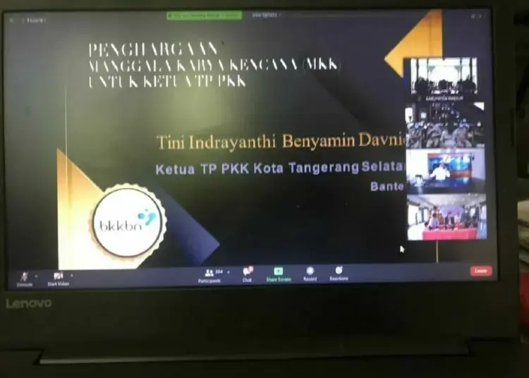 Ketua TP PKK Tangsel Raih Penghargaan Manggala Karya Kencana