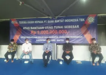 BRI Salurkan Donasi Rp1 Miliar Untuk Yayasan Masyarakat Muslim Pagedangan