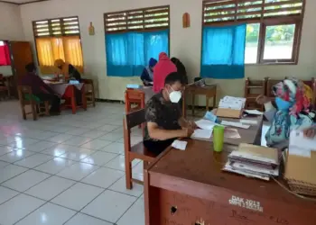 SMPN 3 Solear Gelar MPLS Secara Daring