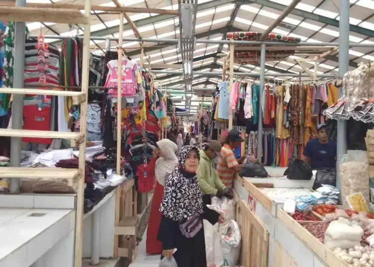 Sudah Menempati Lokasi Baru, Pedagang Pasar Padarincang Mengeluh Pengap dan Panas