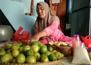 Lemon Serai Buatannya Banyak Dicari, Warga Benda Ini Raup Puluhan Juta