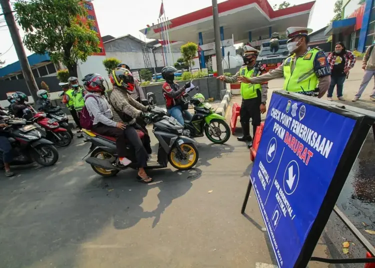 Pengetatan Pos Penyekatan PPKM Darurat di Batuceper