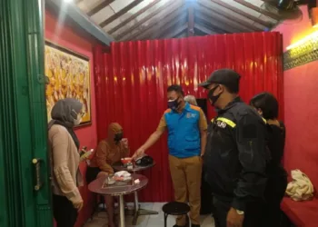 Satgas Covid-19 Bakti Jaya Sidak Tempat Keramaian