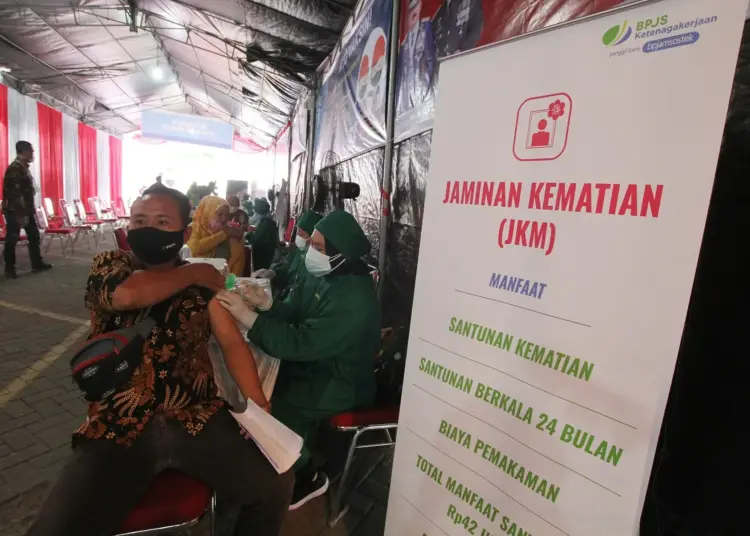 Potret Vaksinasi Gratis untuk Buruh di Kabupaten Tangerang