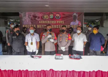 Potret Polrestro Rilis Pengungkapan Kasus Pembakaran Bengkel