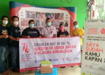 PMI Kota Tangerang Terima Bantuan APD dan Vitamin dari Kalpati dan Patigat