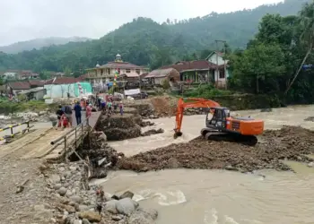 WH Perintahkan Dinas PUPR Bangun Jembatan Ciberang