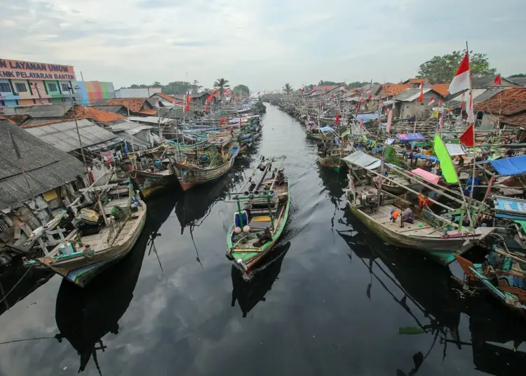 BPBD Banten Peringatkan Ancaman Gelombang di Selatan