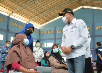 Bupati Zaki Pantau Vaksinasi Ibu Hamil di Balaraja