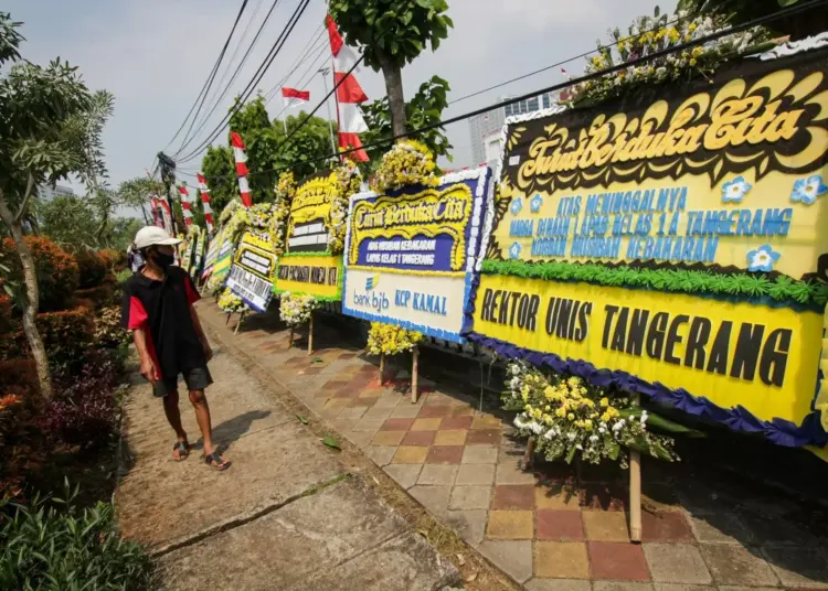 Potret Karangan Bunga Ucapan Duka Cita Penuhi Lapas Klas 1 Tangerang