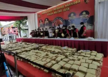 Berawal dari Ciputat, Polisi Bongkar Sindikat Pengedar Ganja 1,37 Ton