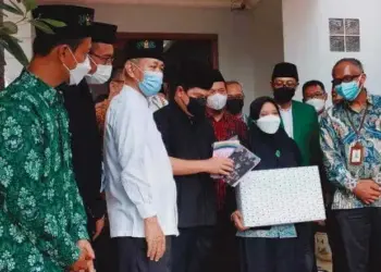 Sebulan Hasilkan Empat Novel, Siswa Ini Dapat Bantuan dari Menteri BUMN