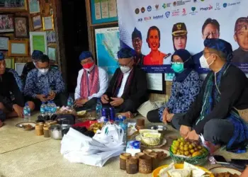 Bupati Iti Curhat ke Menkes Soal Rendahnya Capaian Vaksin di Lebak