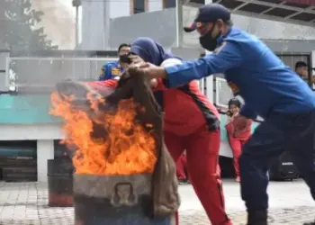 PMI dan BPBD Kota Tangerang Gelar Simulasi Penanggulangan Kebakaran