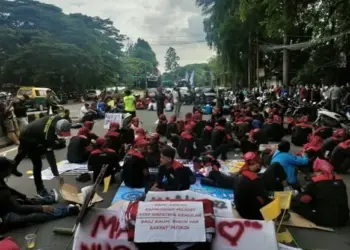 Pengusaha Dipersilakan Cari Karyawan Baru Jika Buruh Menolak Besaran Upah, Serikat Pekerja Meradang