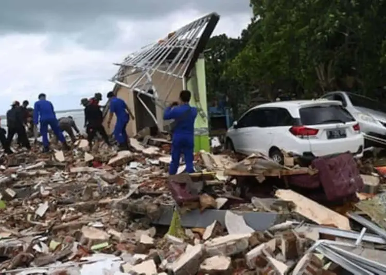 PORAK PORANDA–Akibat Tragedi Tsunami Selat Sunda akhir tahun 2018 lalu, pesisir Pantai Carita dan Labuan porak poranda. (ISTIMEWA)