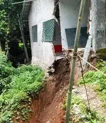 Gedung MTs di Lebak Ini Rusak Berat Akibat Pergerakan Tanah