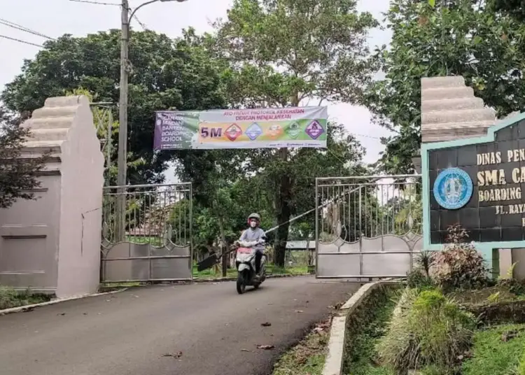 Gerbang masuk ke lingkungan CMBBS Pandeglang. (ISTIMEWA)