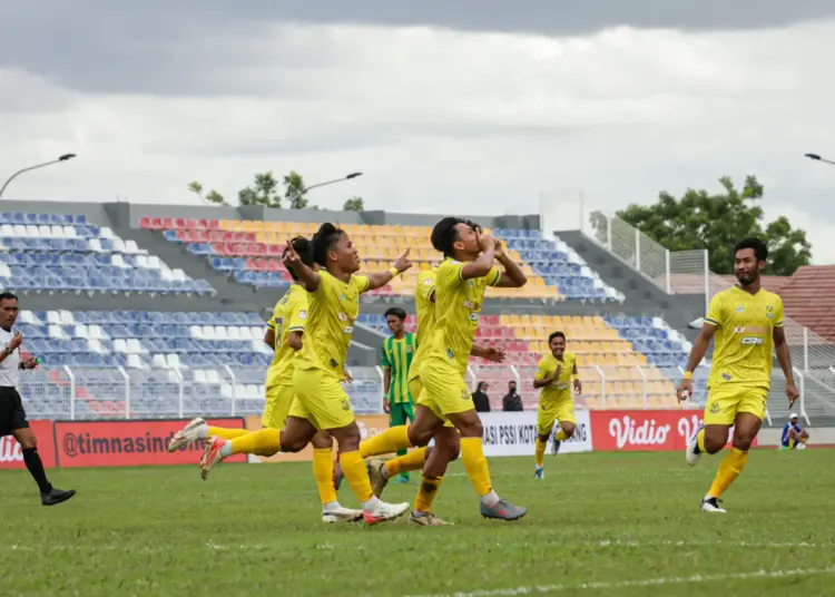 Foto Persikota Tangerang Menang Telak atas Persikasi